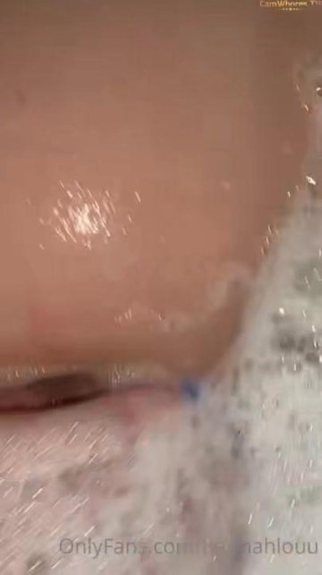 Hannah Louu Nude Bath Tub Blowjob OnlyFans Video Leaked