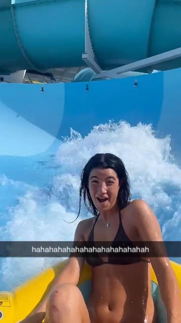 Charli D’Amelio Bikini Waterpark Video Leaked
