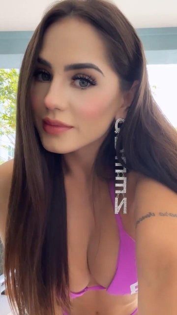 Giovanna Eburneo Sexy Bikini Modeling Video Leaked