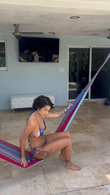 Malu Trevejo Bikini BTS Photoshoot Onlyfans Video Leaked