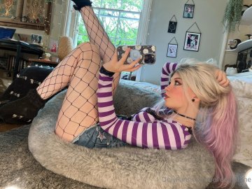 Belle Delphine Making Your Day Better Onlyfans Set Leaked - #47