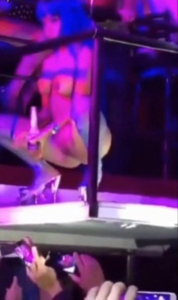 Cardi B Nude Stage Stripper Pussy Bottle Video Leaked