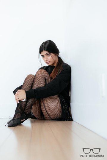 Mia Khalifa Ballet Lingerie Patreon Set Leaked - #14
