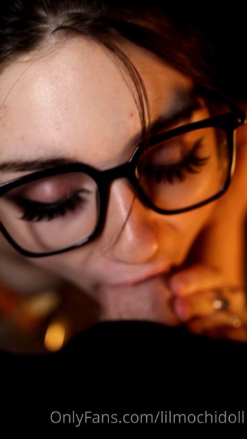 Lilmochidoll Nude Blowjob Facial Onlyfans Video Leaked - #3