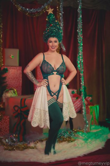 Meg Turney Nude Christmas Tree Cosplay Onlyfans Set Leaked - #10