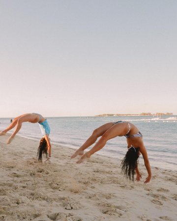 Charli D’Amelio Thong Bikini Beach Candid Set Leaked - #7