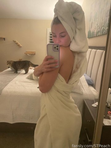 STPeach Wet Out Of Shower Fansly Set Leaked - #3