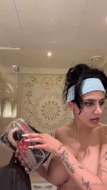 Mia Khalifa Nude Bathroom Prep OnlyFans Video Leaked - #6