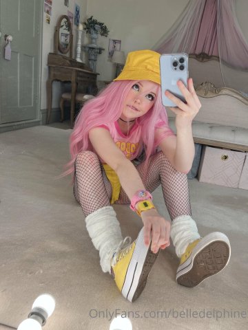 Belle Delphine Yellow Hat Full Onlyfans Set Leaked - #51