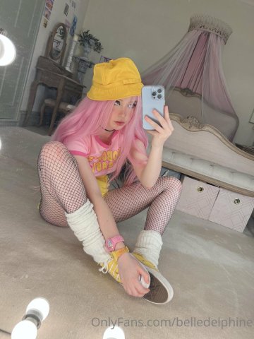 Belle Delphine Yellow Hat Full Onlyfans Set Leaked - #35