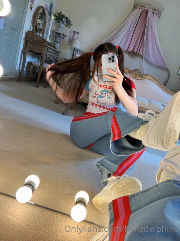 Belle Delphine Casual Outfit Onlyfans Set Leaked - #31