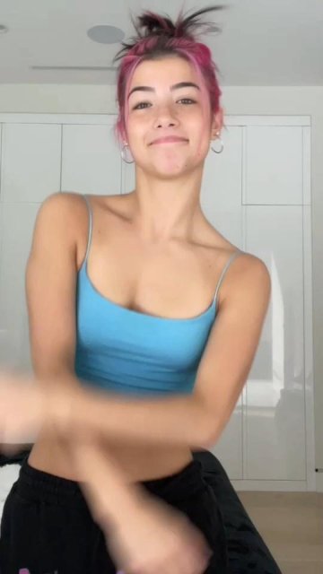 Charli D’Amelio Sexy Tank Top Dance Video Leaked - #7