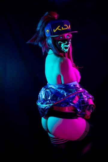 Meg Turney Akali - #16
