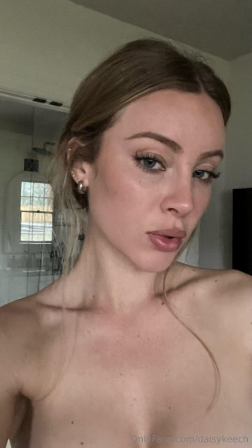 Daisy Keech Nude Xmas Tease OnlyFans Set Leaked - #13