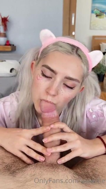 Eva Elfie Nude POV Riding Sex OnlyFans Video Leaked - #4