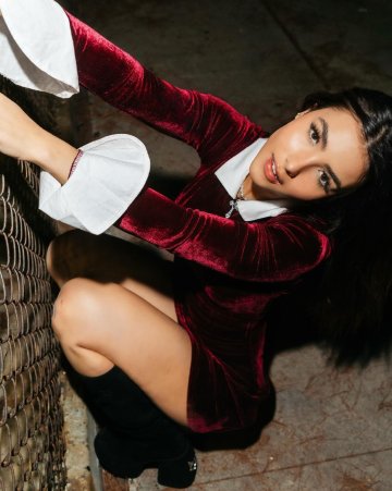 Andrea Botez Sexy Red Velvet Dress Set Leaked - #4