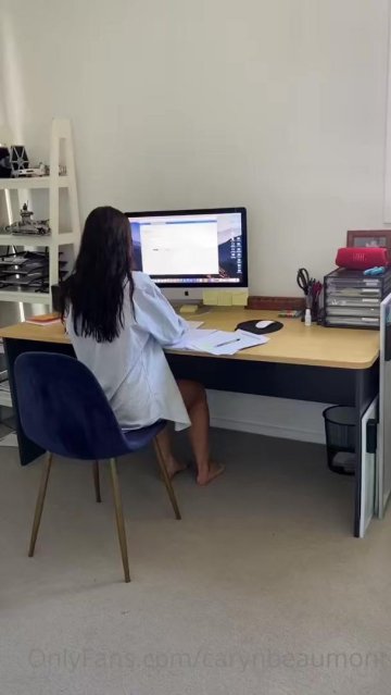 Caryn Beaumont LeakedbyMeeks Lesbian OnlyFans Video Leaked - #15