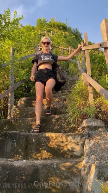 Eva Elfie Nude Outdoor Tits Flash OnlyFans Video Leaked - #2