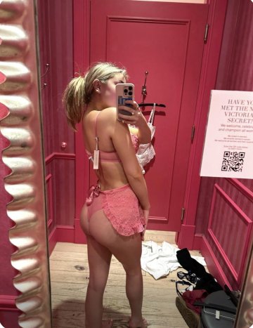 Breckie Hill Lingerie Dressing Room OnlyFans Set Leaked - #6